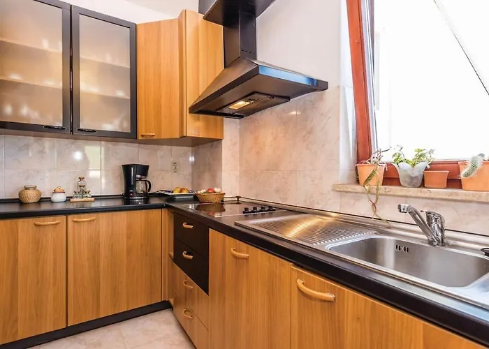 With Wifi - Volosko, - 13300 Lägenhet Opatija